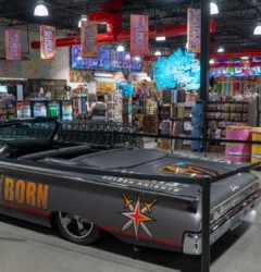 Eine Tankstelle von Innen Das ist eine Tankstelle