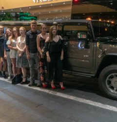 Standesgerecht zur Vegas Show Standesgerecht zur Vegas Show