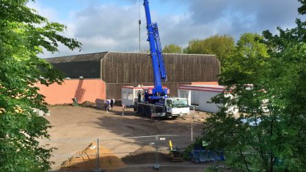 Aufbau des Containerdorfes 2